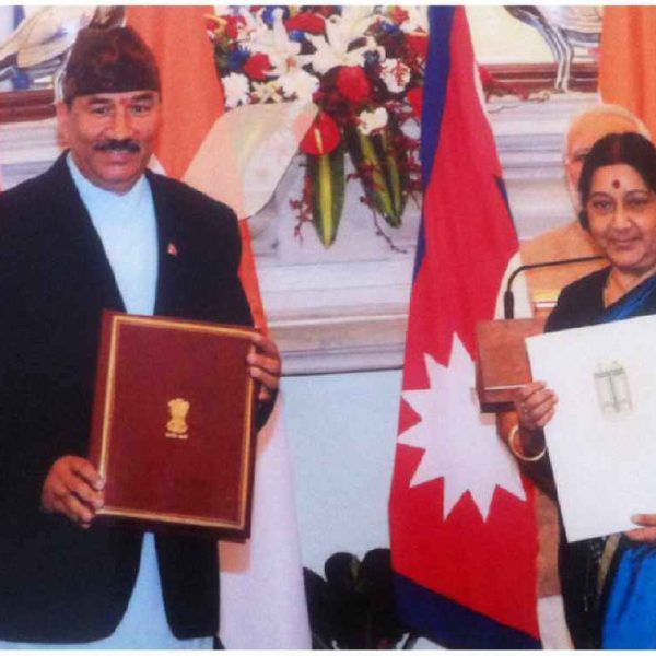 1.-Signing-of-the-MoU-between-Government-of-India-and-Government-of-Nepal-_-Image-Source_-MINISTRY-OF-FOREIGN-AFFAIRS-GOVERNMENT-OF-NEPAL_compressed-600x600